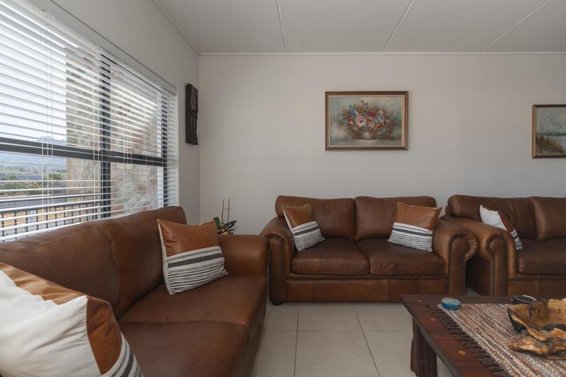 2 Bedroom Property for Sale in The Huntsman Western Cape